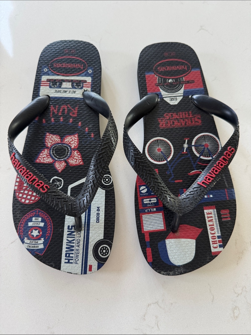 Havaianas Black, Red and Blue Graphic Flip Flops Sz: 6.5-7.5
EU 37-38